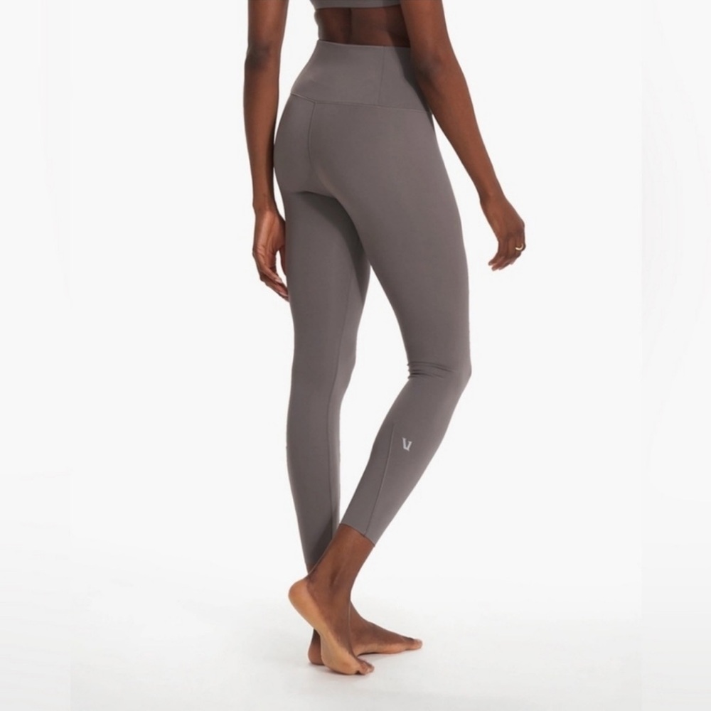 Vuori Velocity Legging
